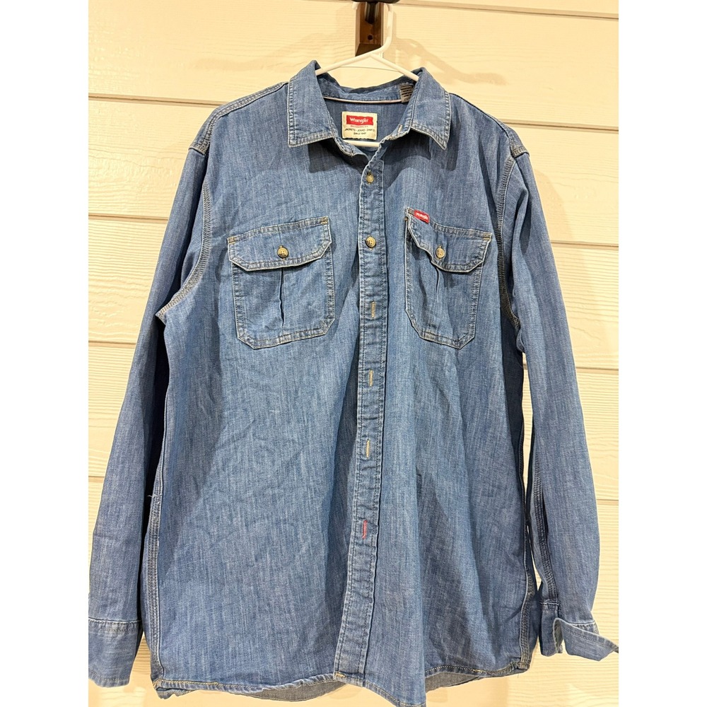 B- 51- Wrangler Mens Blue Denim Long Sleeve Button Down Shirt Large 112359126